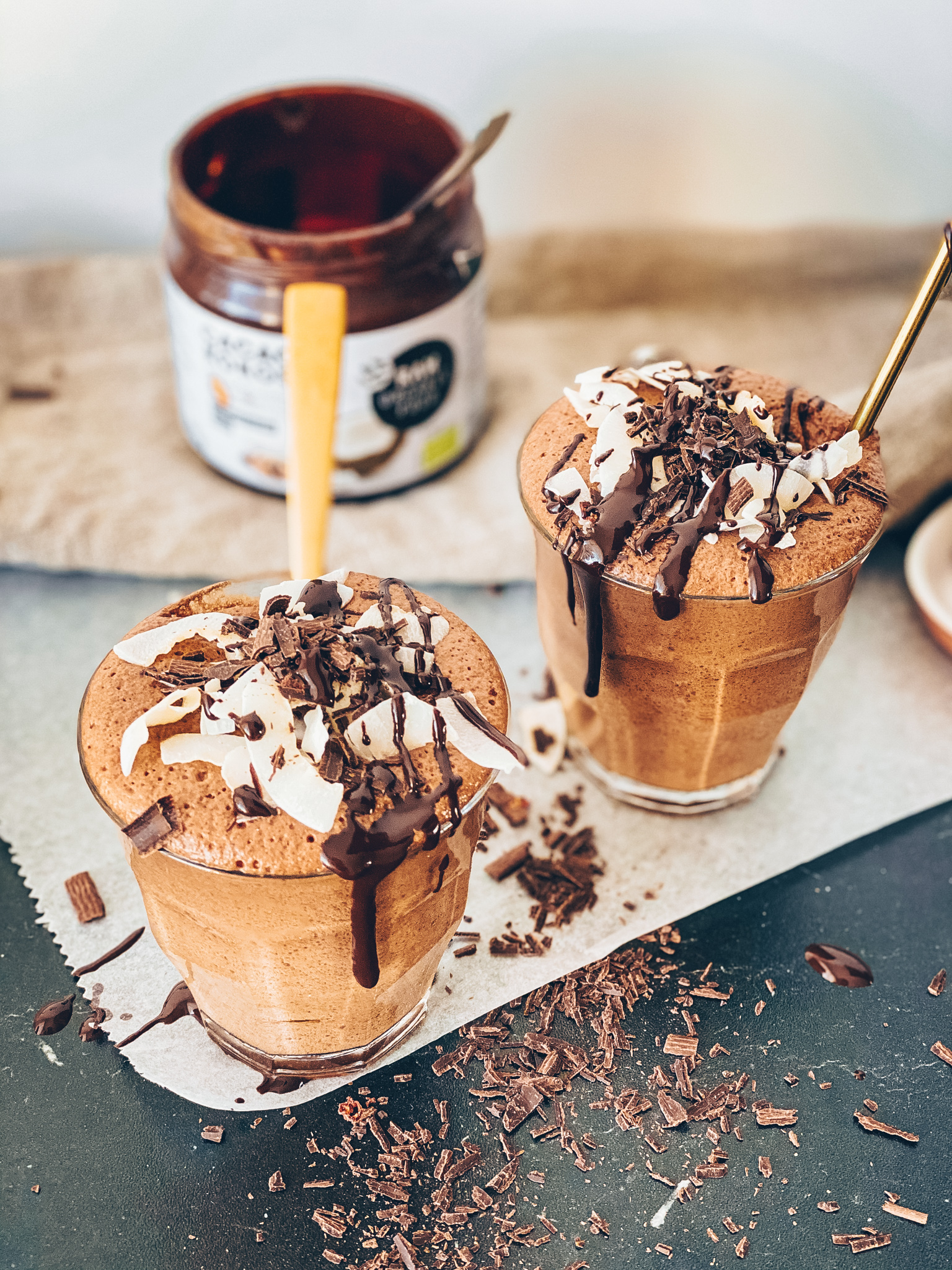 LUCHTIGE VEGAN CHOCOLADE MOUSSE