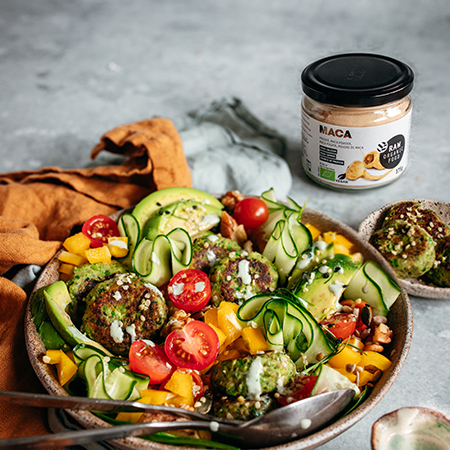 Superfood-salade-met-macapoeder