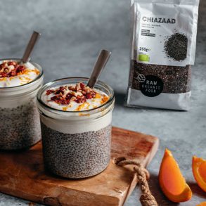 Chiapudding met sinaasappel - dadel saus